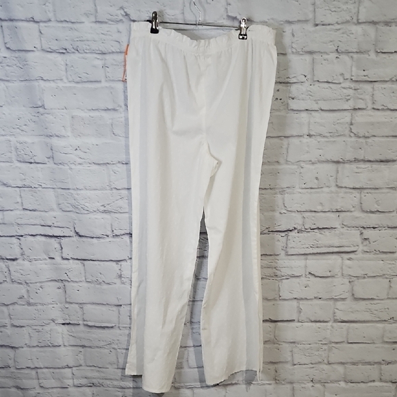 Colsie White Wide Leg Lounge Pants - Picture 7 of 7